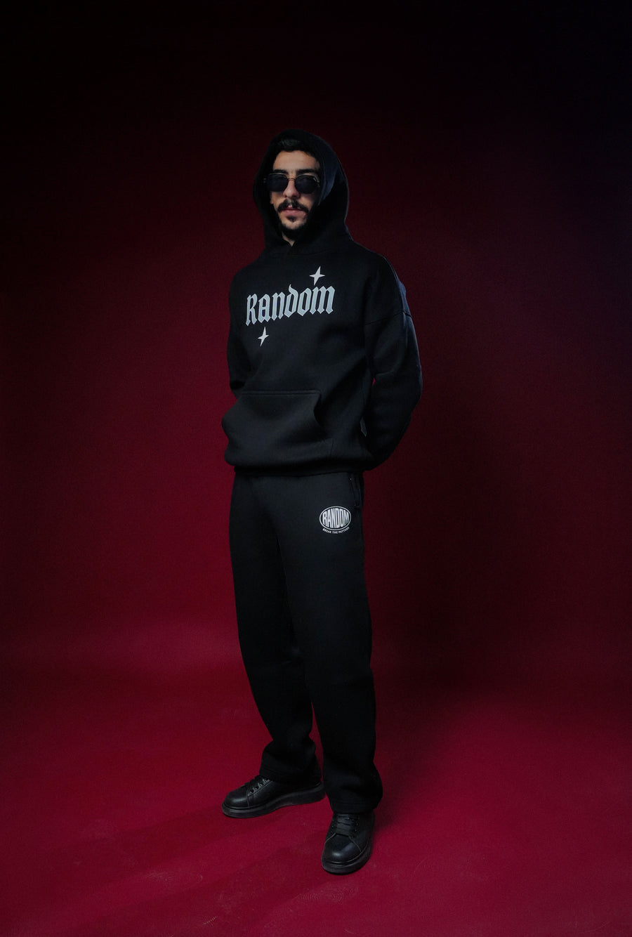 RANDOM Oversized Sweatpants – Black (M)