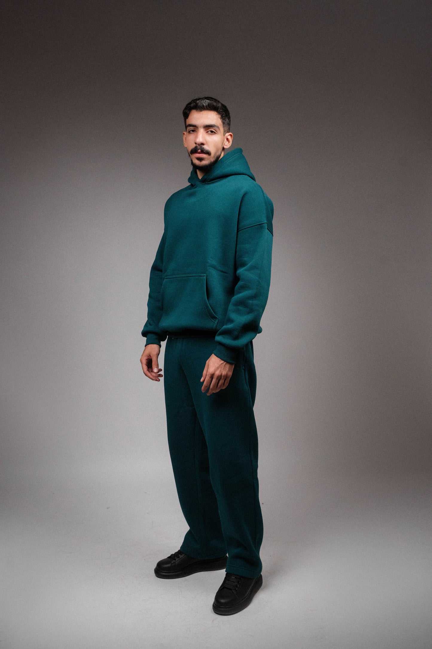 RANDOM Oversized Sweatpants – Dark Teal Green (M)