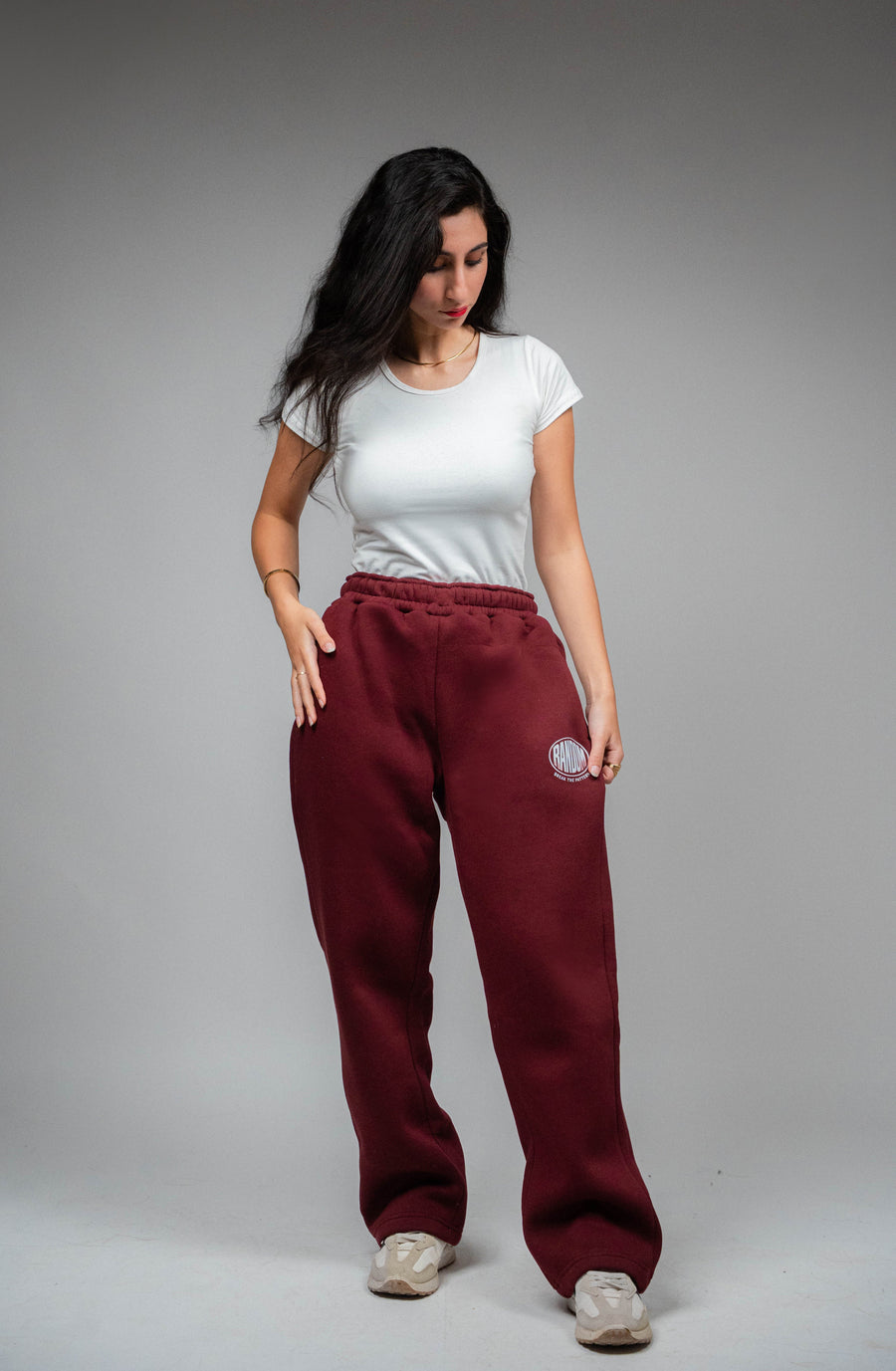 RANDOM Oversized Sweatpants – Burgundy